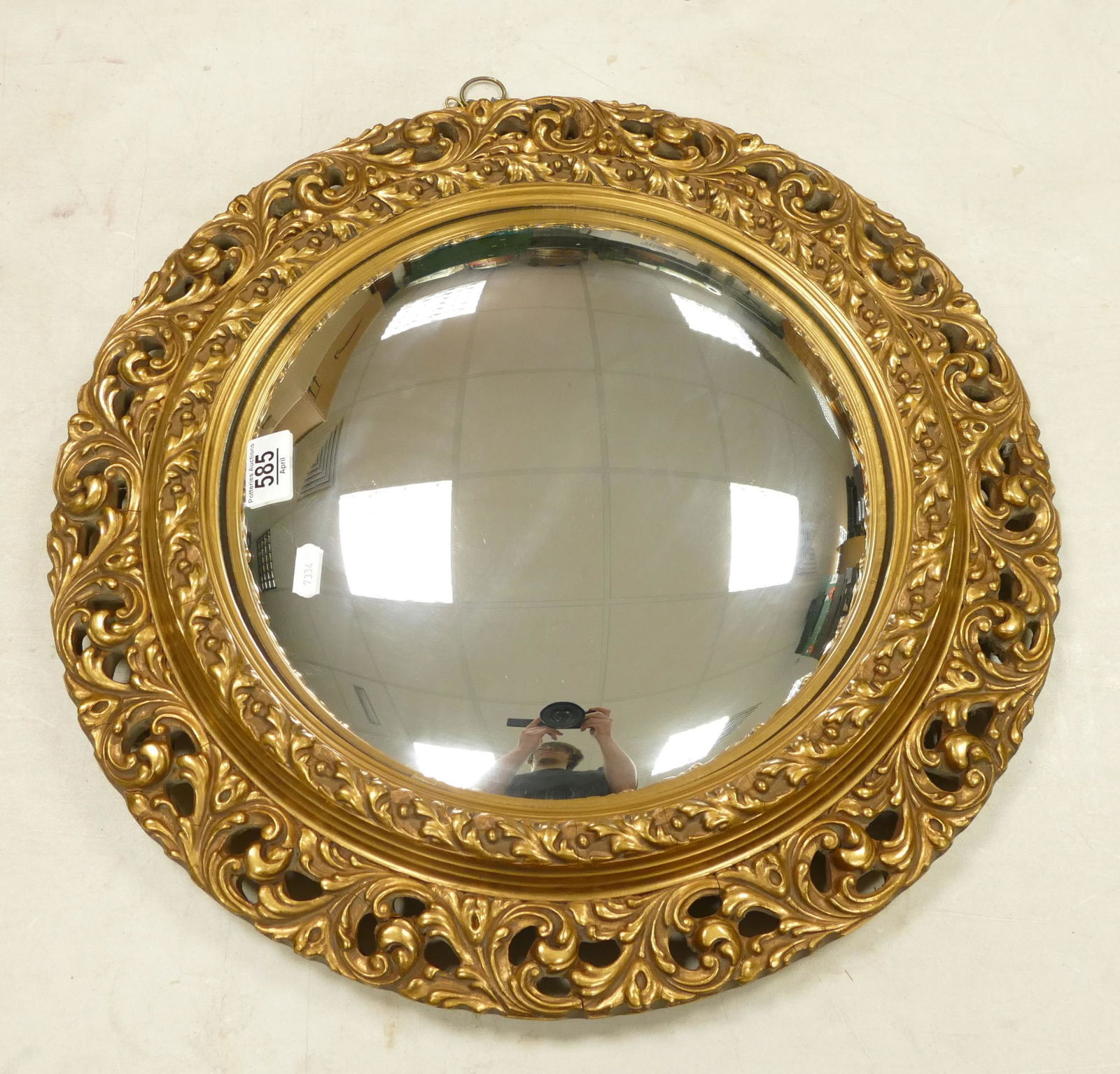 Circular Gold Effect Convex wall mirror, diameter 52cm: Circular Gold Effect Convex wall mirror, diameter 52cm