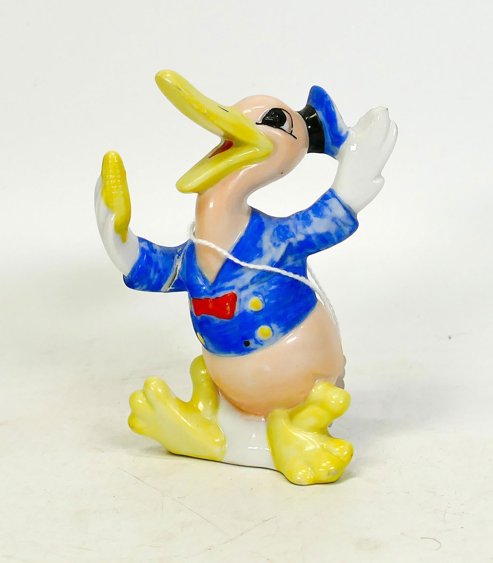 Genuine Walt Disney copyright ceramic Donald Duck toothbrush holder Maw & Co London foreign, 11cms (1 of 1)