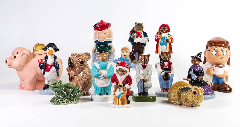 Wade Figure Of Tetley Tea Man And A Wade Britannia Money Box Together