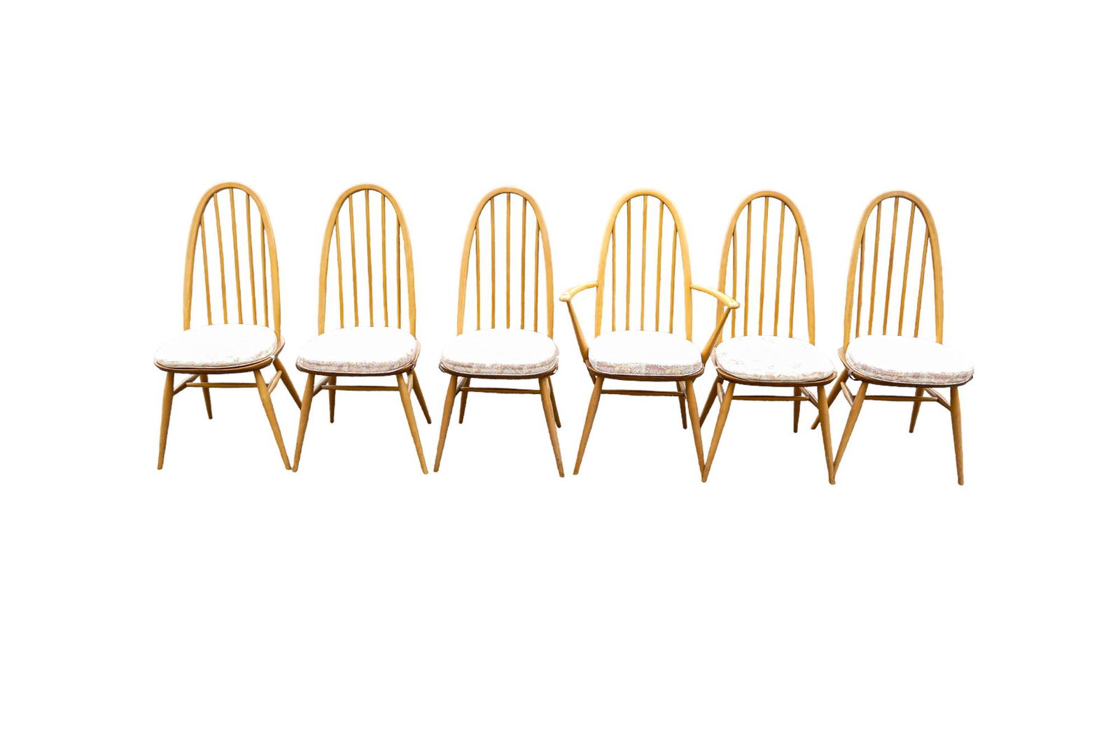 Late 20th century Light coloured Ercol set of six Hoop back chairs including a carver (6): Late 20th century Light coloured Ercol set of six Hoop back chairs including a carver (6)