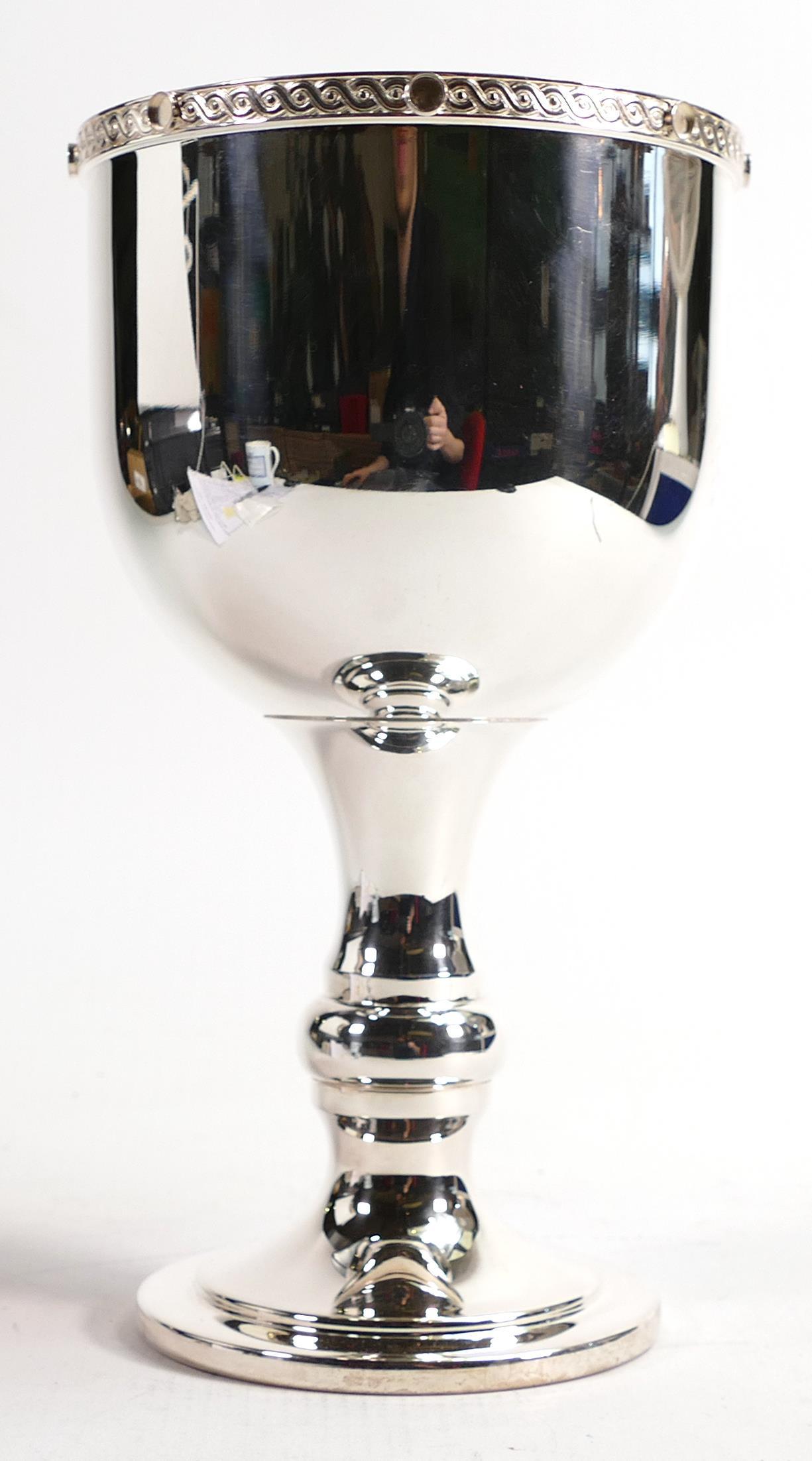 De Lamerie Fine silver plate incense burner goblet in presentation bag, specially made high end: De Lamerie Fine silver plate incense burner goblet in presentation bag, specially made high end quality item, new and made in England, height 22cm
