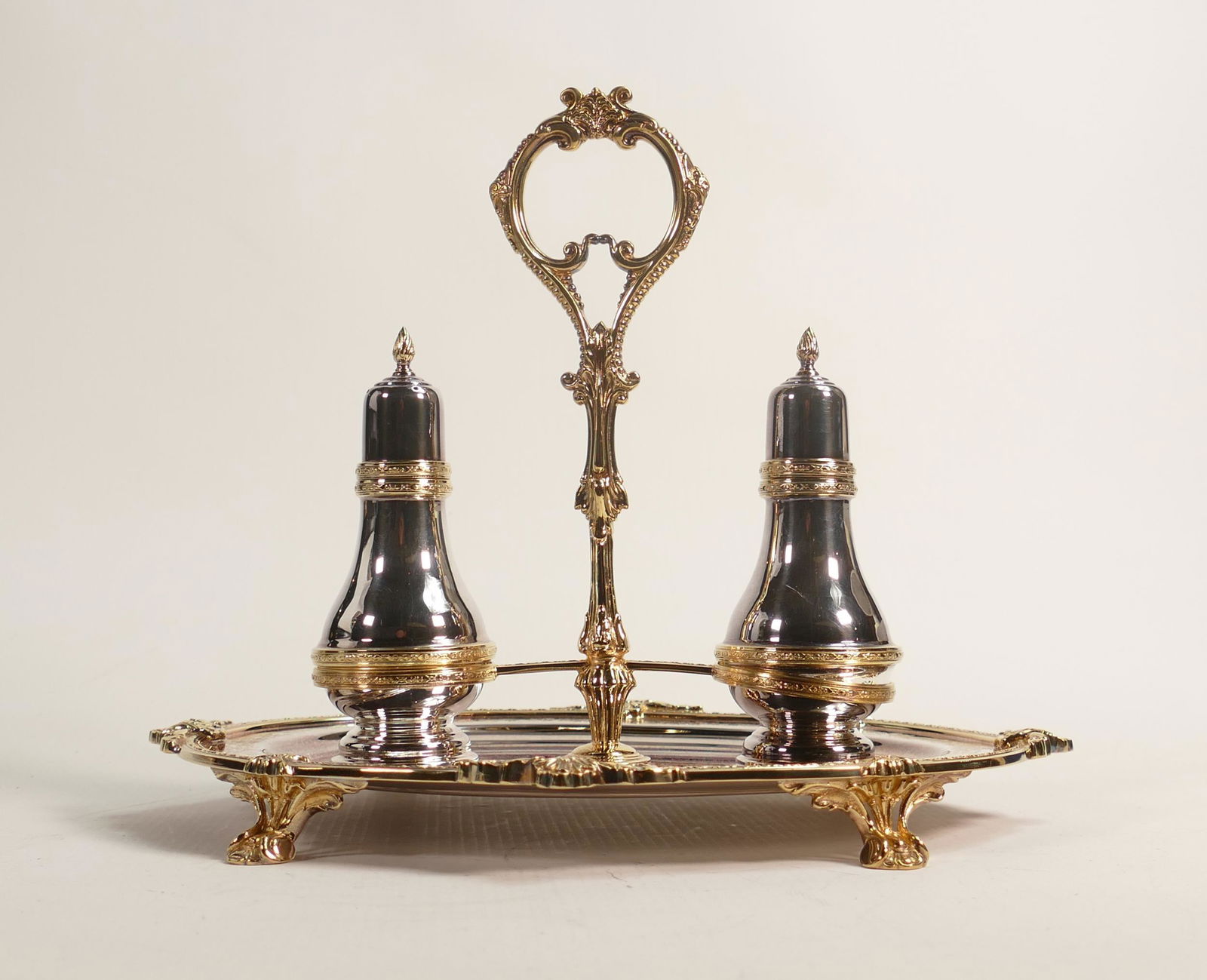 De Lamerie Fine large silverware plated Robert Adam pattern condiment set in presentation bag, (1 of 2)