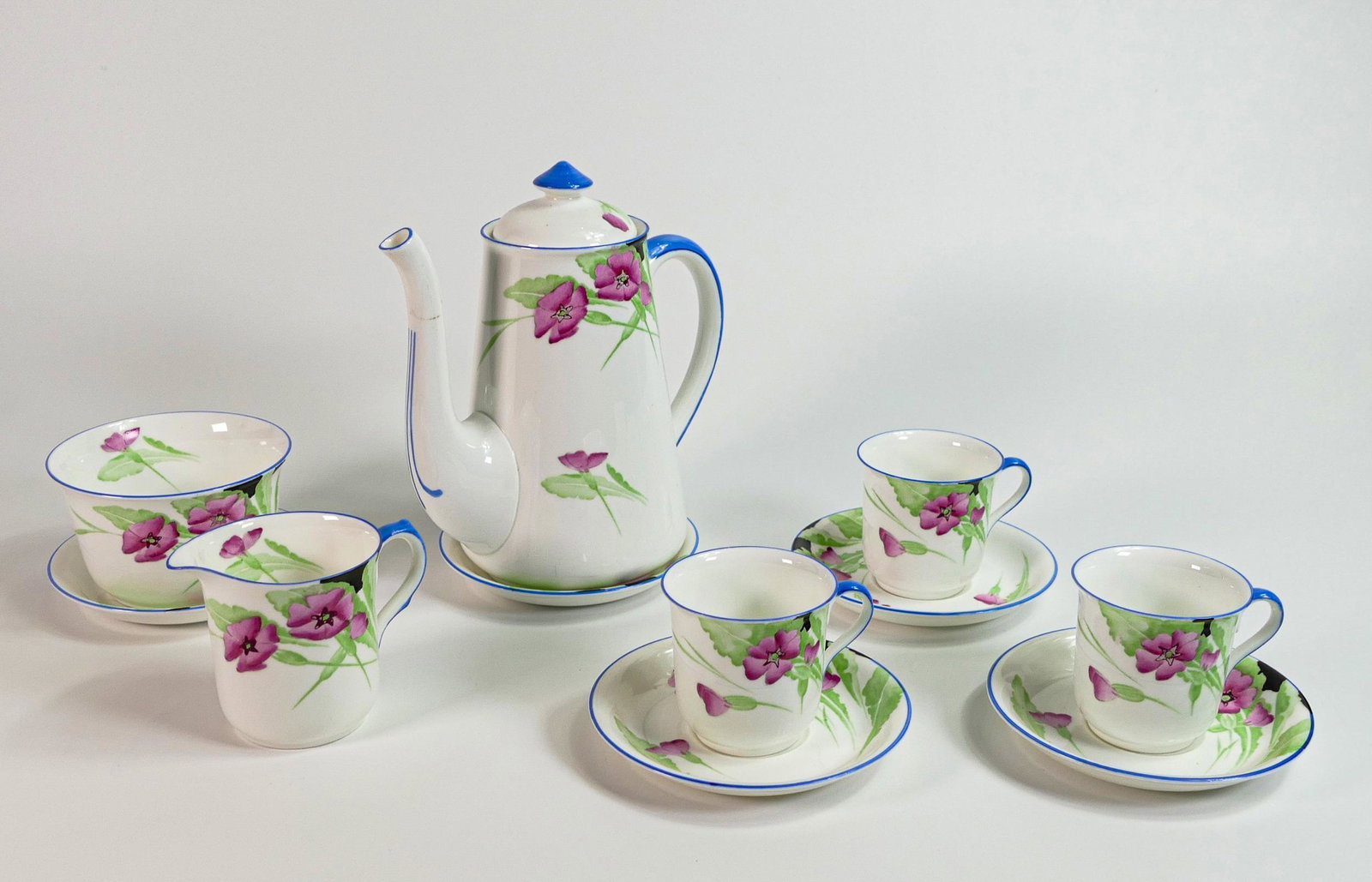 Shelley Vincent shape part coffee set consisting of 3 cups, 5 saucers, cream jug, sugar bowl and: Shelley Vincent shape part coffee set consisting of 3 cups, 5 saucers, cream jug, sugar bowl and coffee pot. Pattern number 12011 (11 pieces)