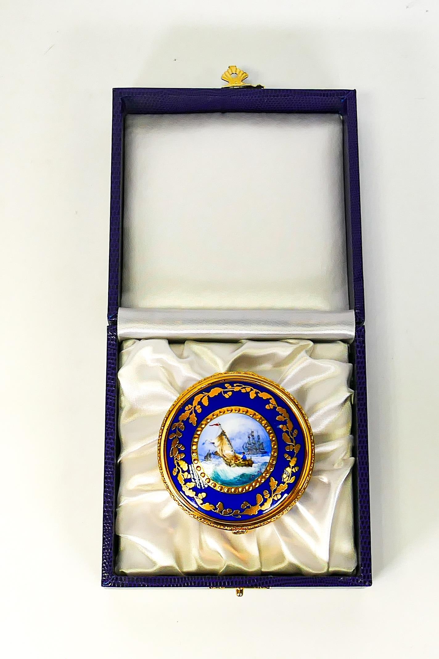 Lynton Fine Bone China hinged pill box hand painted with Ships by S Nowacki, boxed, d.6.5cm.: Lynton Fine Bone China hinged pill box hand painted with Ships by S Nowacki, boxed, d.6.5cm.