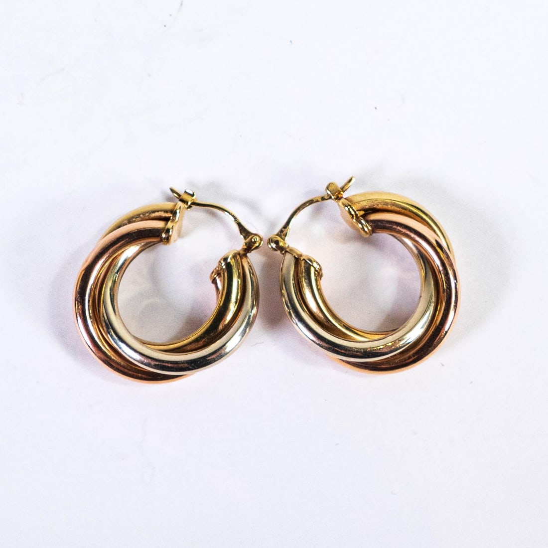 Pair 9ct gold triple hoop three colour gold earrings, 4.4g. (1 of 1)