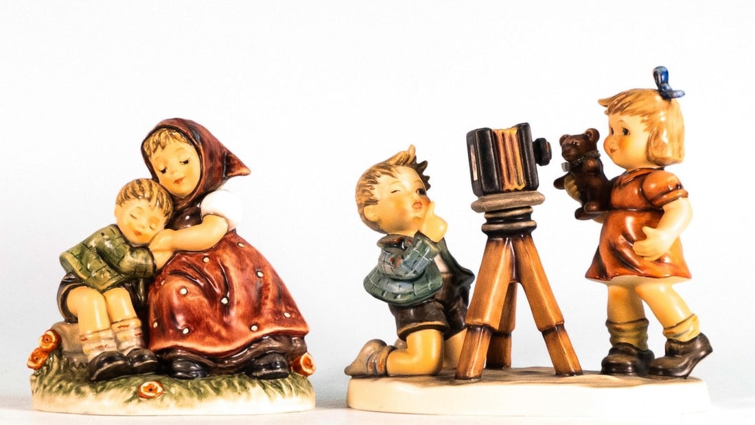 Goebel M J Hummel figures Forty Winks 2332 (limited edition) & In Celebration (collectors club (1 of 2)