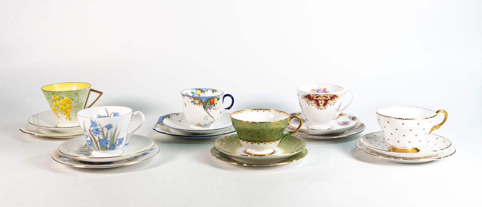 Shelley six trios consisting of Henley shape 1397/0, 12893/4, Windsor 14012, Lomond 11720, Eve: Shelley six trios consisting of Henley shape 1397/0, 12893/4, Windsor 14012, Lomond 11720, Eve 12420, Carlisle 14185 (18 pieces)