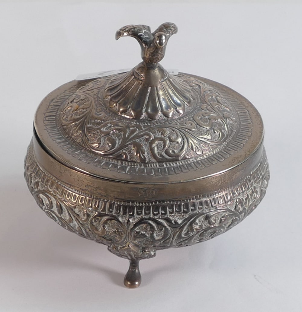 Indian white coloured metal ornate pot & cover with bird finial, 158g. (1 of 1)