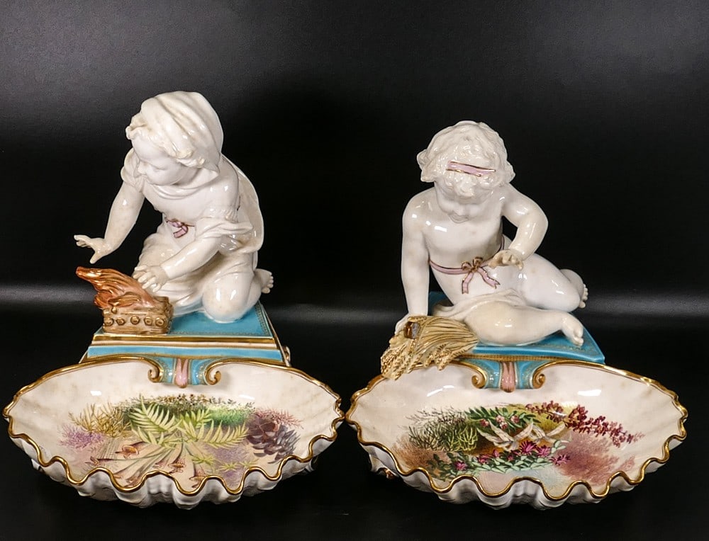 Two 19th century Copeland Sweetmeat dishes in the form of Putti seated on a cushion above a  shell (1 of 4)