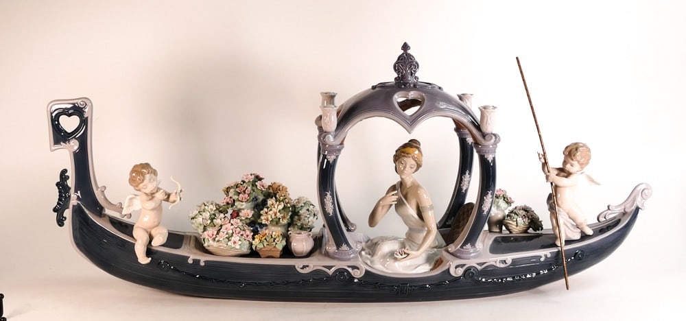 Lladro Gondola of Love 01001870 limited edition figure. Boxed. Height: 34cm Length: 74cm (1 of 4)