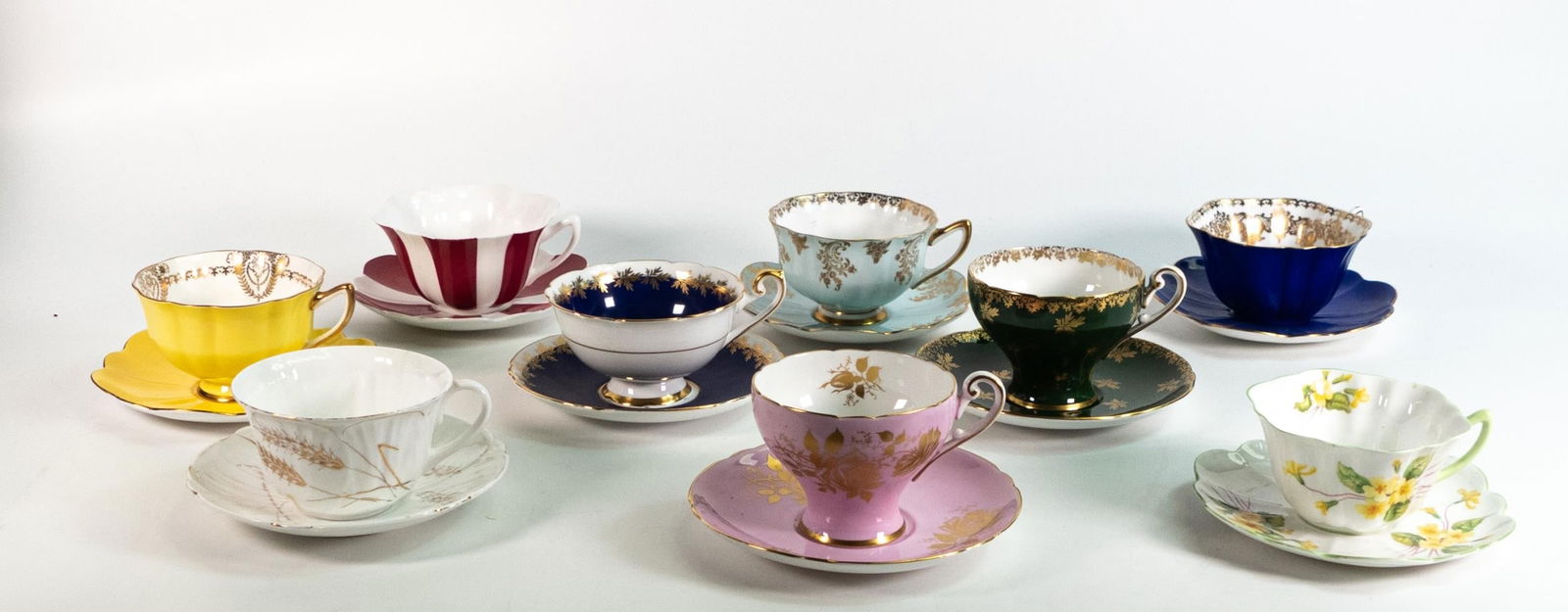 Nine Shelley cups & saucers to include Stratford 0484/547, 13430, red alternate panels, Atholl (1 of 2)