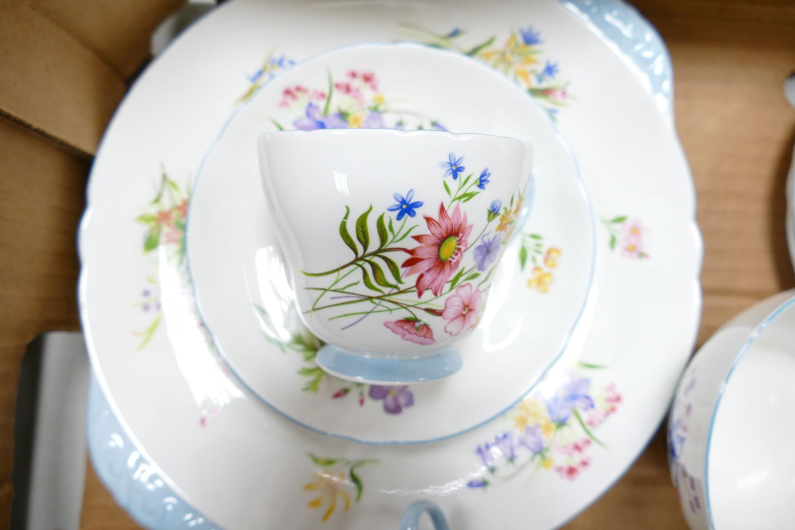 A large collection of Shelley Wild Flowers patterned tea & dinner ware to include tureen & lid, (1 of 5)