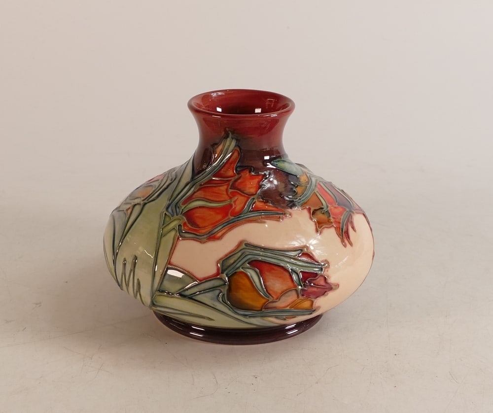 Moorcroft Red Tulip squat vase, height 10cm (1 of 2)