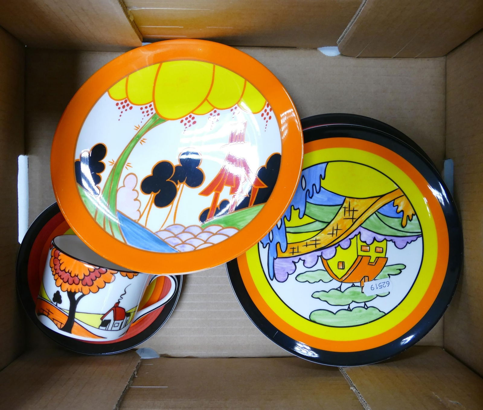 A Collection of Wedgwood Clarice Cliff Bizarre to include Four Plates and One Cup and Saucer (1 of 1)