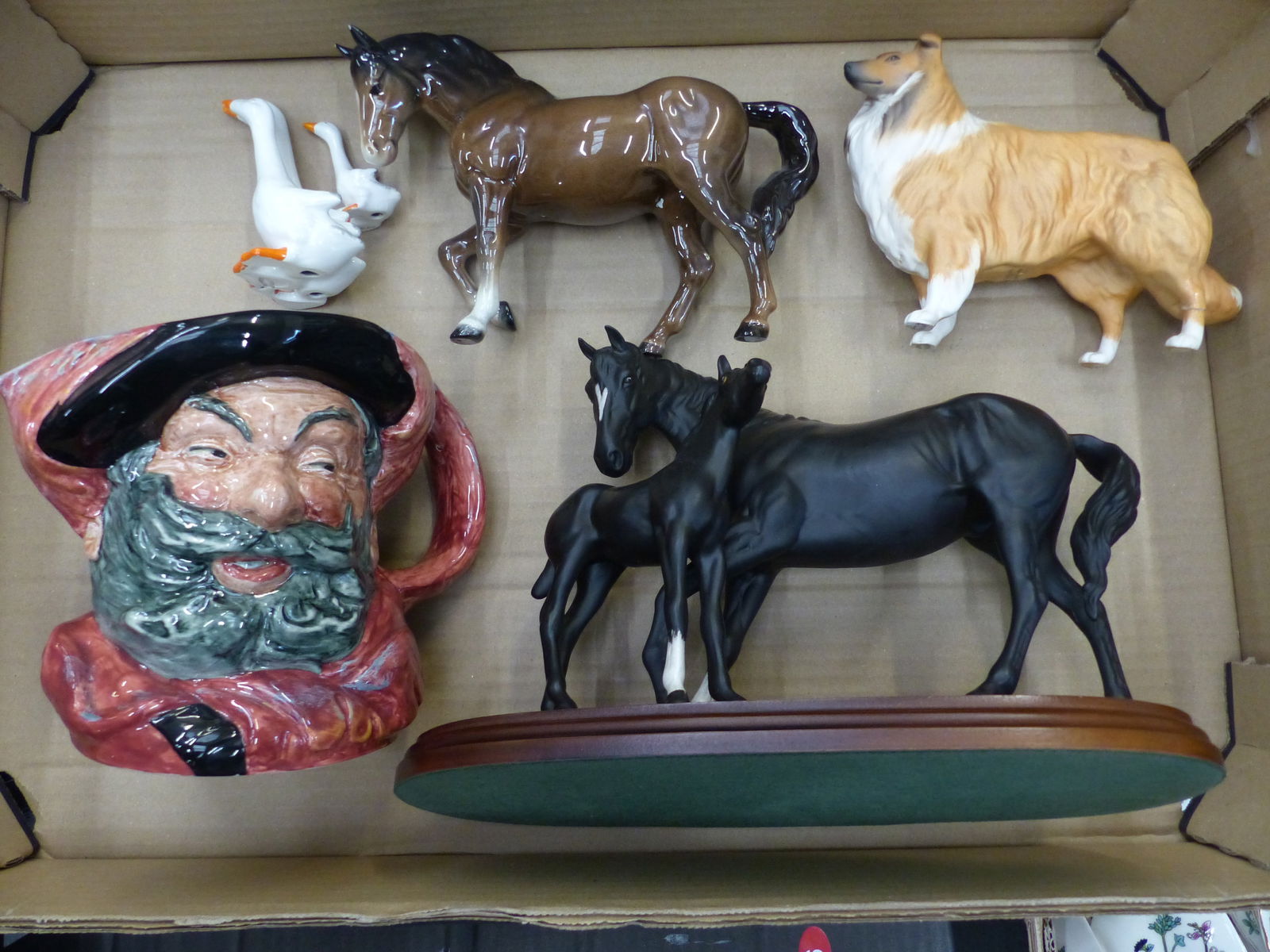 Beswick Black beauty and foal on plinth, stocky jogging mare (nip to ears), matt rough collie,: Beswick Black beauty and foal on plinth, stocky jogging mare (nip to ears), matt rough collie, Beswick geese together with Falstaff character jug (1 tray)