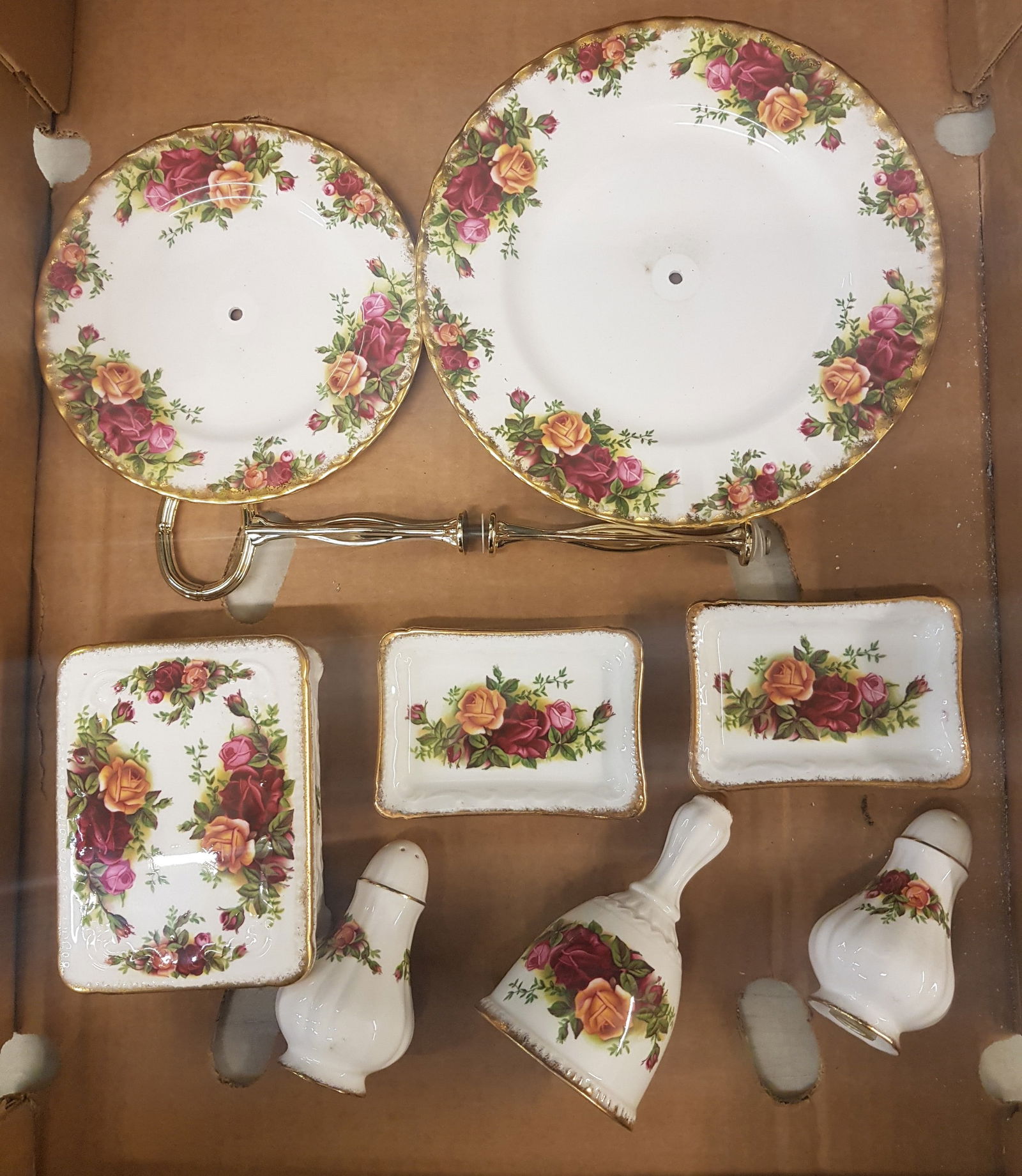 Royal Albert, Old Country Roses Pattern Items includes 2-Tier Cake Stand, Salt and Pepper Pots, (1 of 2)