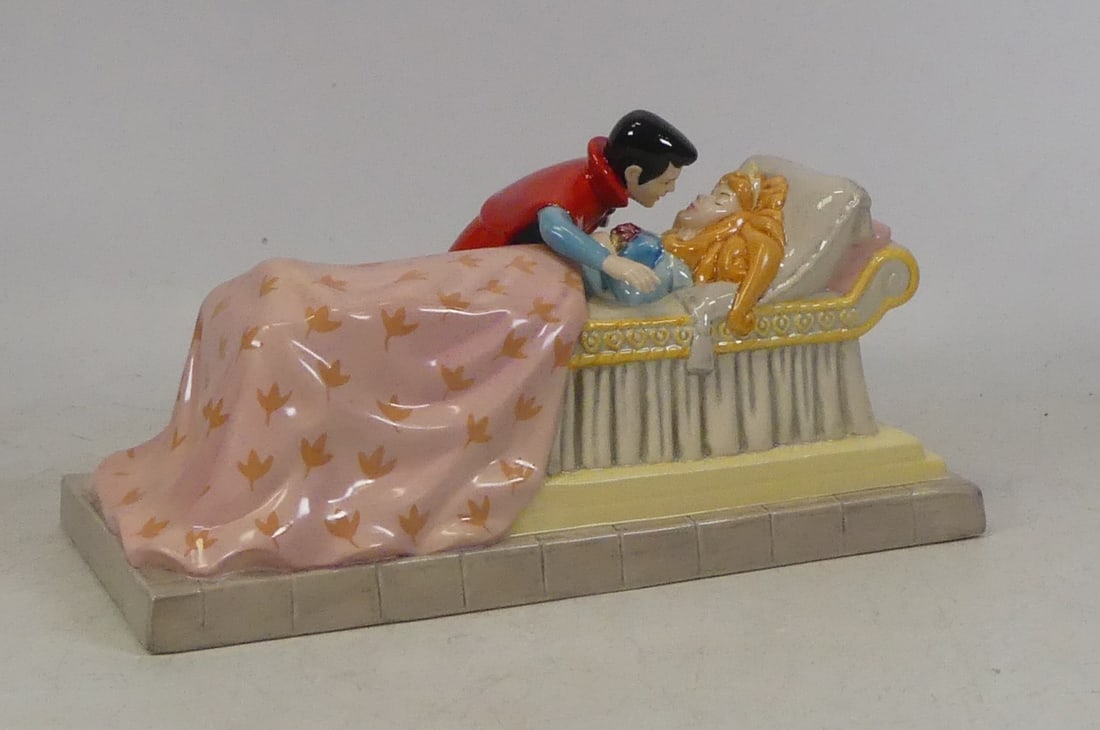 Royal Doulton, Sleeping Beauty Love First Kiss SE7. Limited edition. Boxed. (1 of 2)