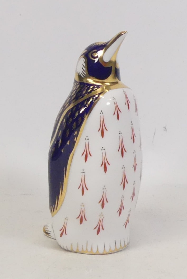 Royal Crown Derby, Penguin Paperweight. Gold Stopper: Royal Crown Derby, Penguin Paperweight. Gold Stopper