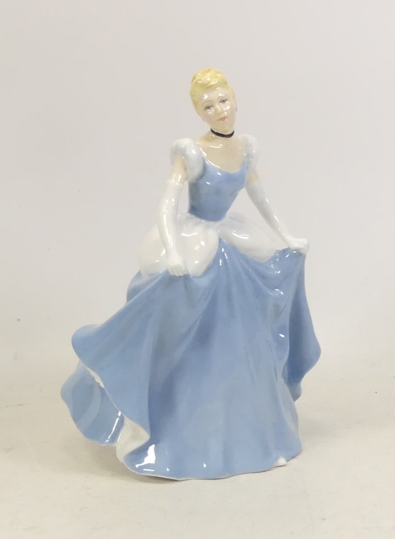 Royal Doulton, Disney Princess Collection Cinderella HN3677. Boxed. (1 of 2)