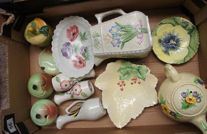 A collection of pottery to include Carltonware apple: A collection of pottery to include Carltonware apple cruets set, Sylvac teapot and dish, Poole pottery items etc