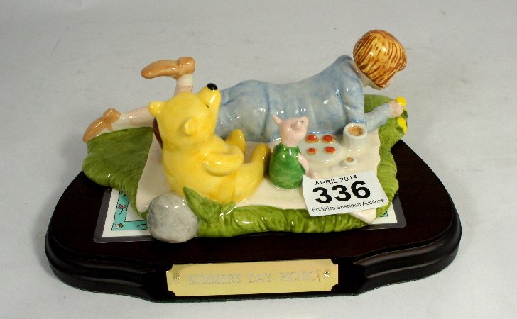 Royal Doulton Winnie the Pooh Tableau Summer's Day: Royal Doulton Winnie the Pooh Tableau Summer's Day Picnic WP21 Limited edition NO 4468 boxed with certificate