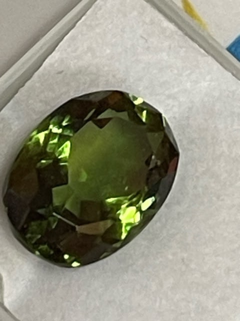 Gorgeous Color Changing Natural Oval Cut 10.25Cts. Alexandrite Loose Gemstone from Russia (1 of 5)
