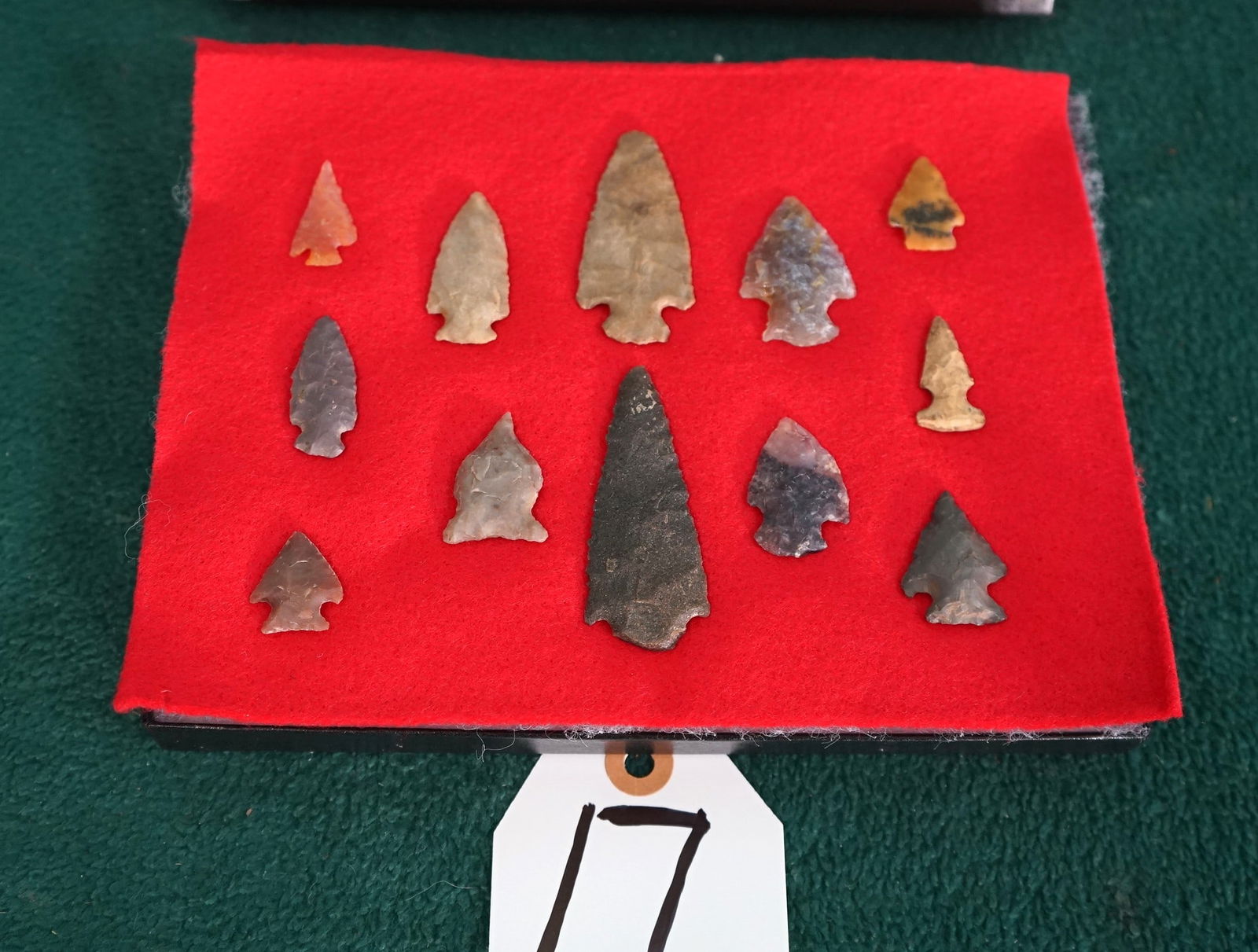 12 Very Nice Authentic Colorado Arrowheads (1 of 2)