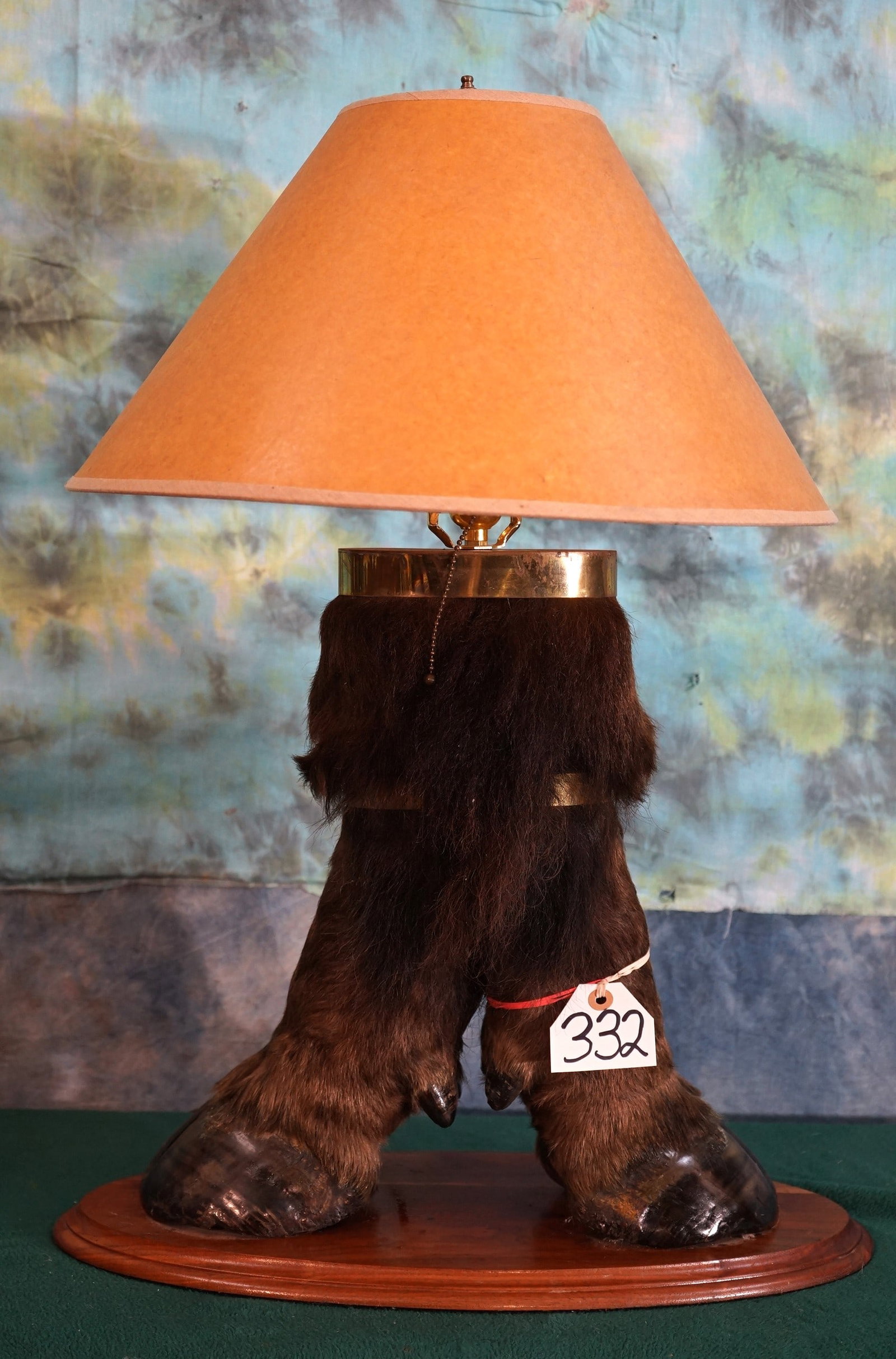 Very Cool American Bison Double Foot Table Lamp: This Lamp is clean and in excellent working condition. The taxidermy work on the Bison legs is excellent and this Lamp will make outstanding decor.