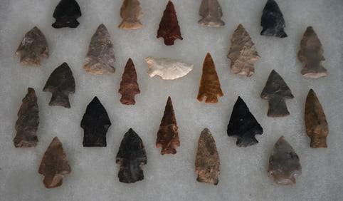 Display Case of 23 Authentic Authentic Arrowheads