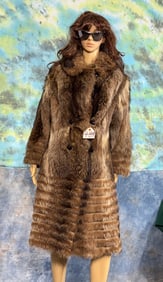 Beautiful Ladies Long Raccoon Fur Coat size L/XL