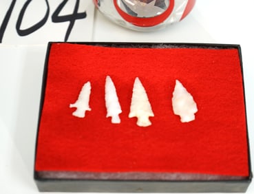 Four Authentic Columbia River Chalcedony Dagger type Bird Points Artifacts Arrowheads