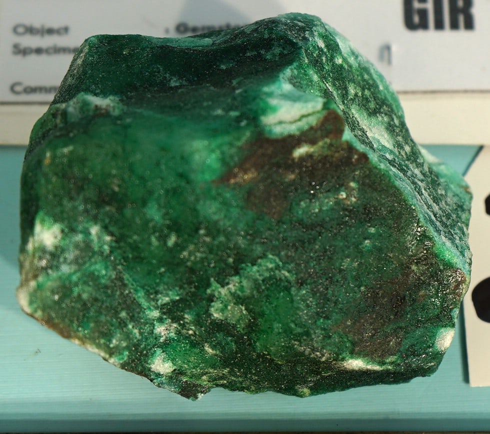 Uncut Rough & Natural 1340.00cts. Authentic Emerald Gemstone from Columbia with I.D. Certificate (1 of 4)