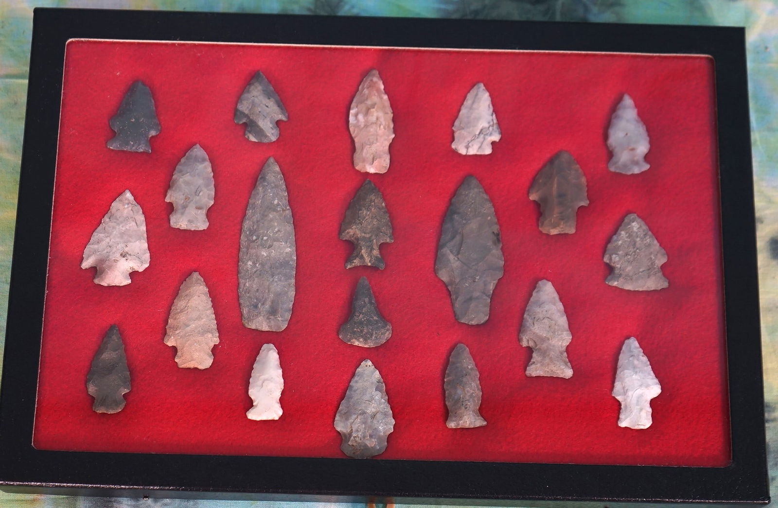 (20) Authentic Woodland & Archaic Period Arrowheads & Spear Point Artifacts (1 of 3)
