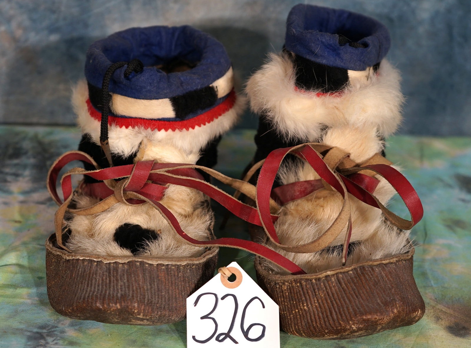 Authentic Pair of Eskimo's Mukluks or "Shoes" from 1960 circa (1 of 2)