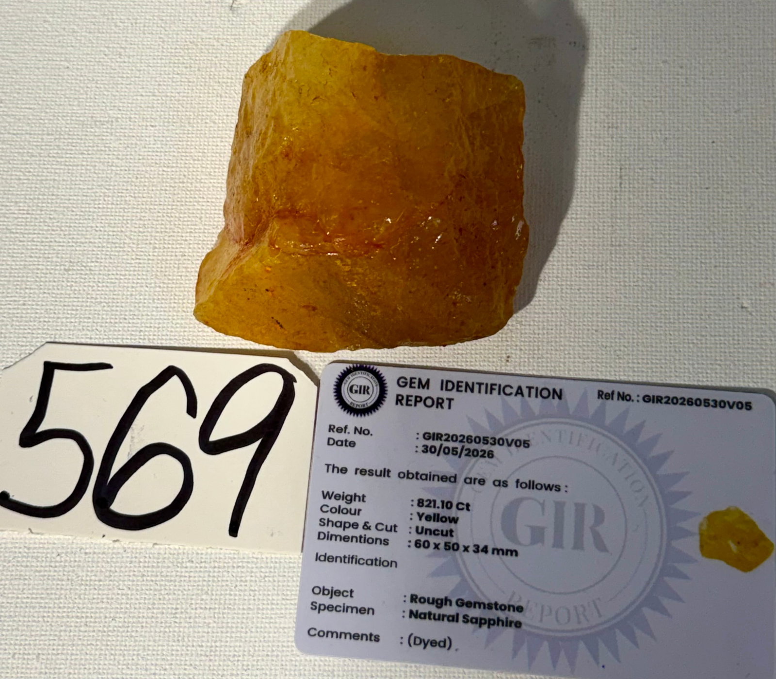 Large Rough Uncut 821.10Cts. Natural Yellow Sapphire Gemstone (1 of 4)