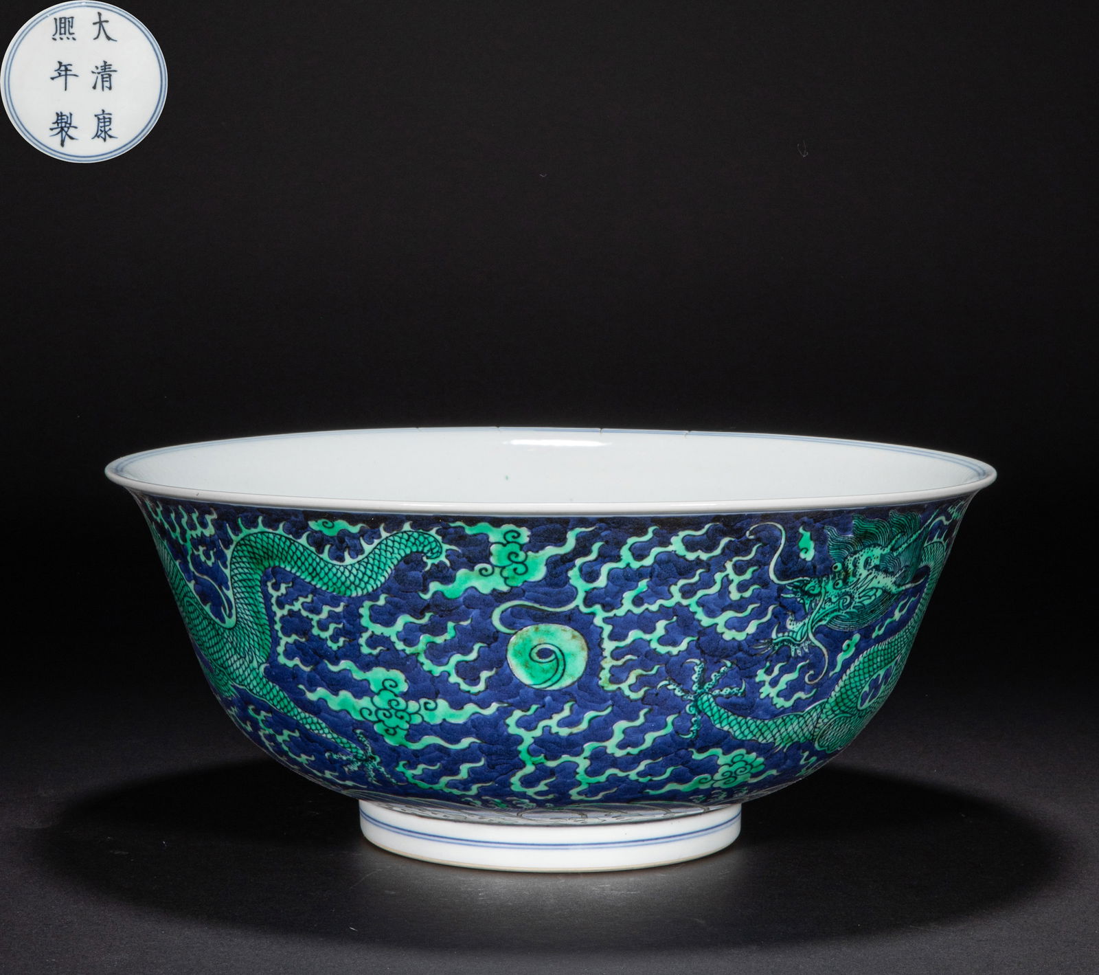 Powder enamel bowl of Qing Dynasty (1 of 12)