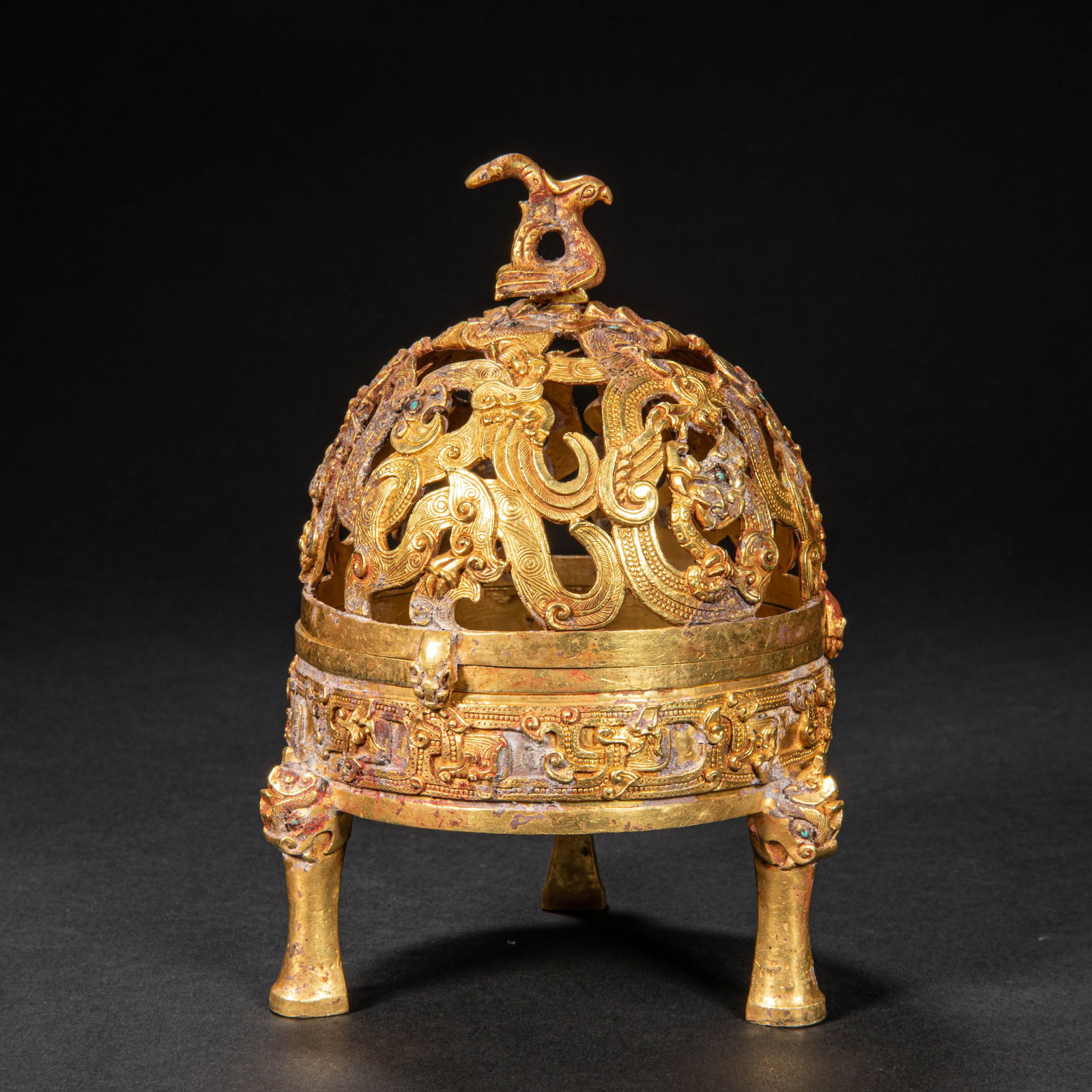 Pure gold three-legged stove before Ming Dynasty (1 of 12)