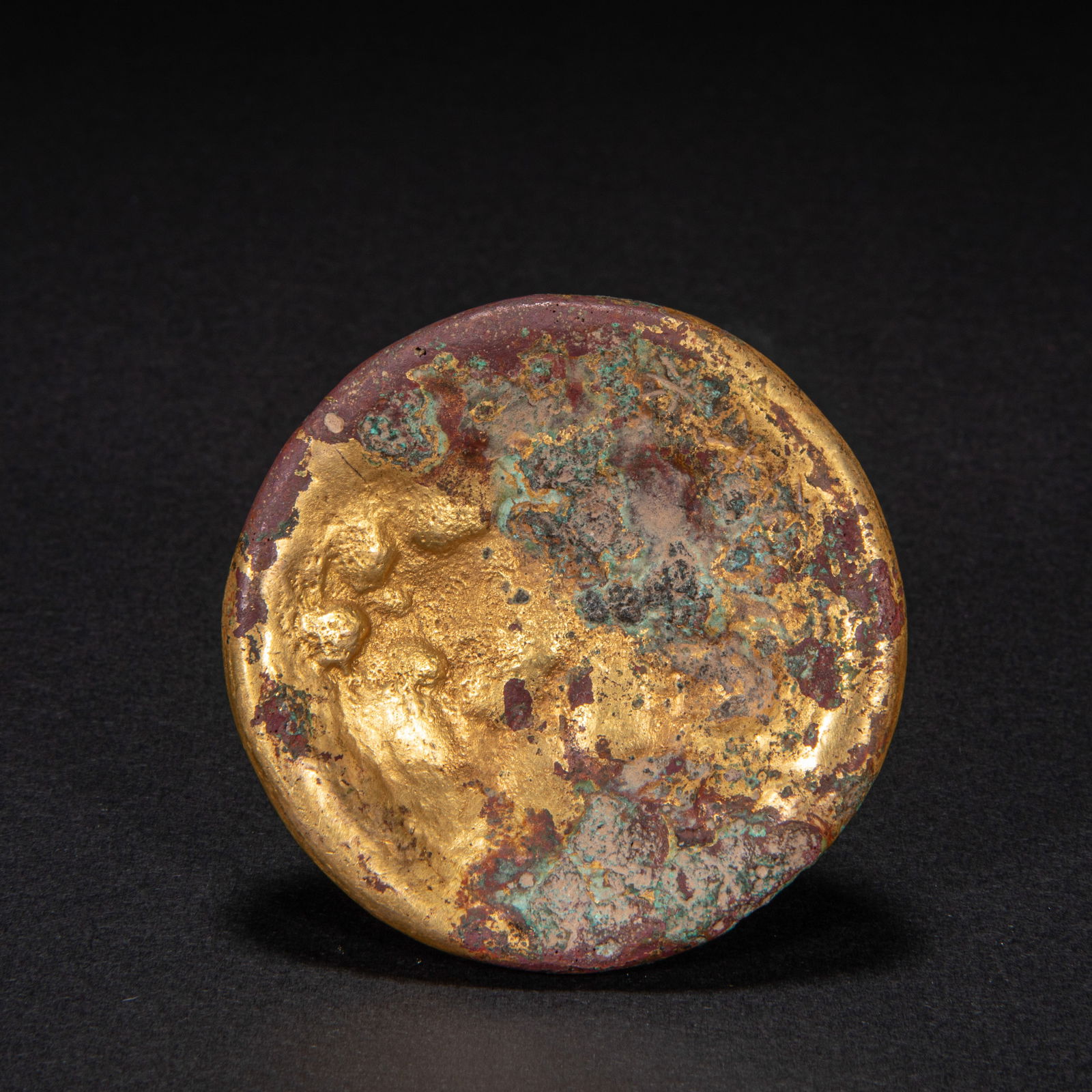 Pure gold cake before Ming Dynasty (1 of 7)