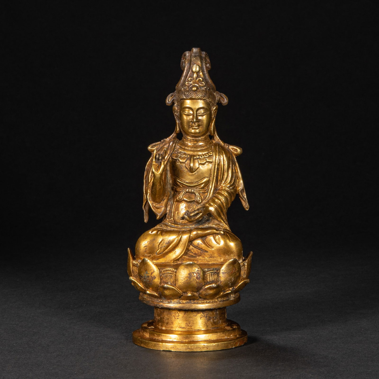 Bronze gilt Buddha statue before Ming Dynasty (1 of 10)