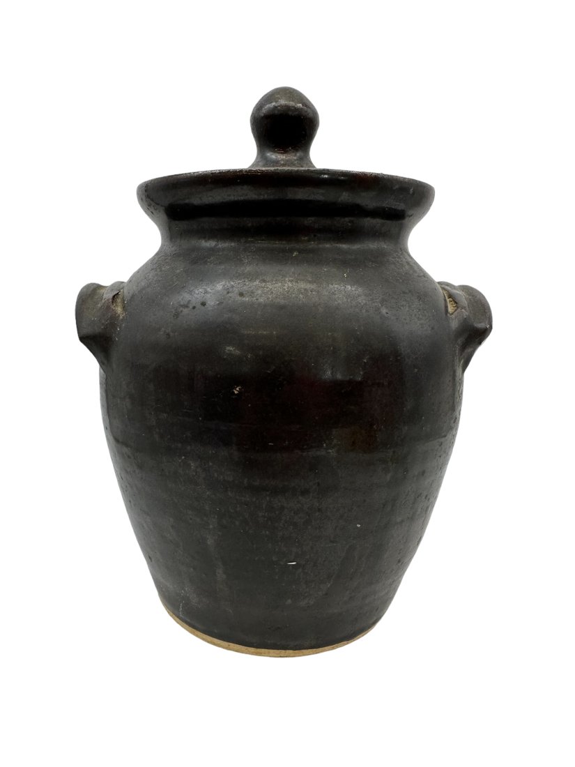 Bean Pot With Lid Signed SHELTONS 91 C.K. (1 of 5)