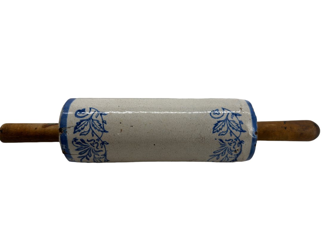 Old Blue Decorated Stoneware Rolling Pin (1 of 5)