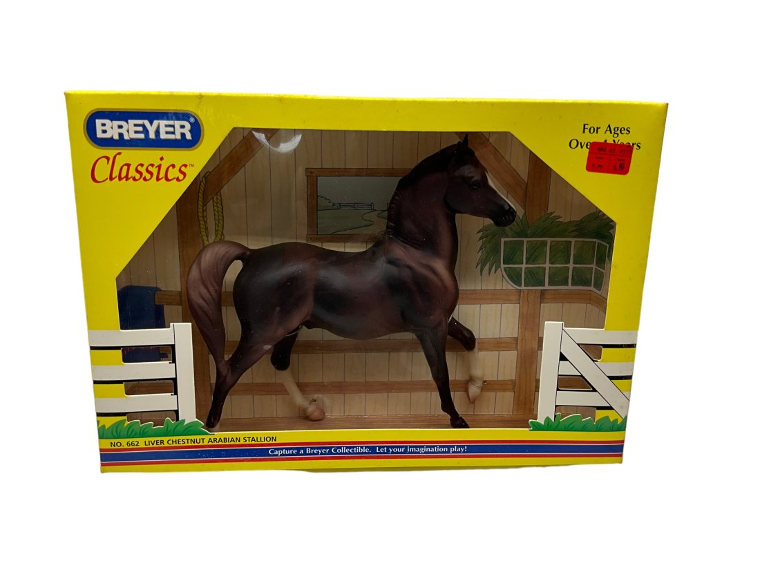 Vintage Breyer Classics Horse #662 Liver Chestnut Arabian Stallion: New in original box.Box may need cleaning from years in storage. See photos.