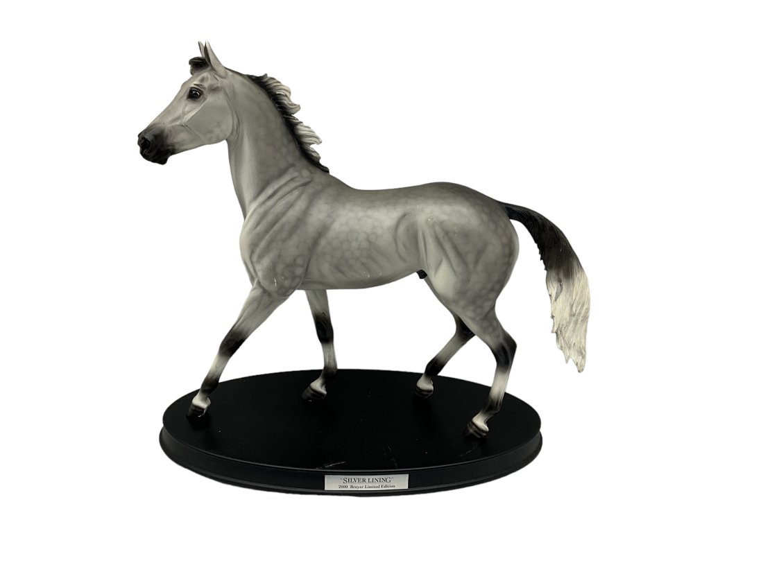 2000 Breyer Limited Edition SILVER LINING With Stand (1 of 1)