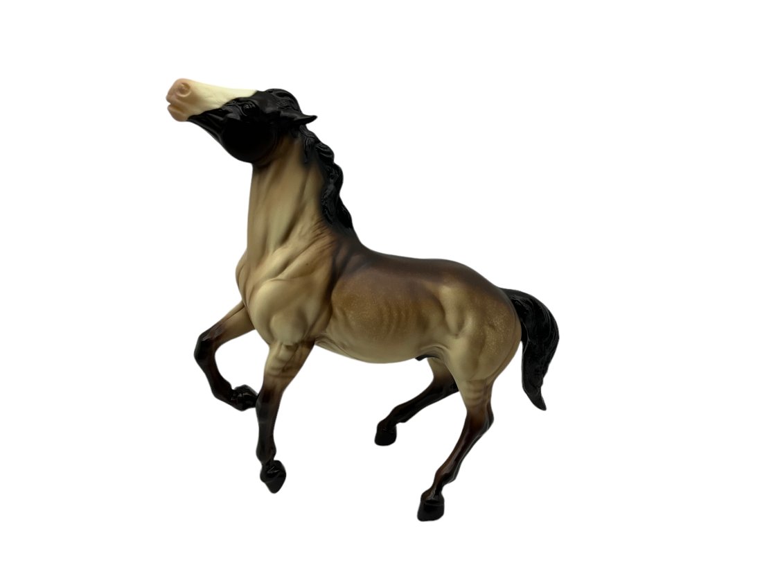 Unknown Breyer Horse With Markings (1 of 3)