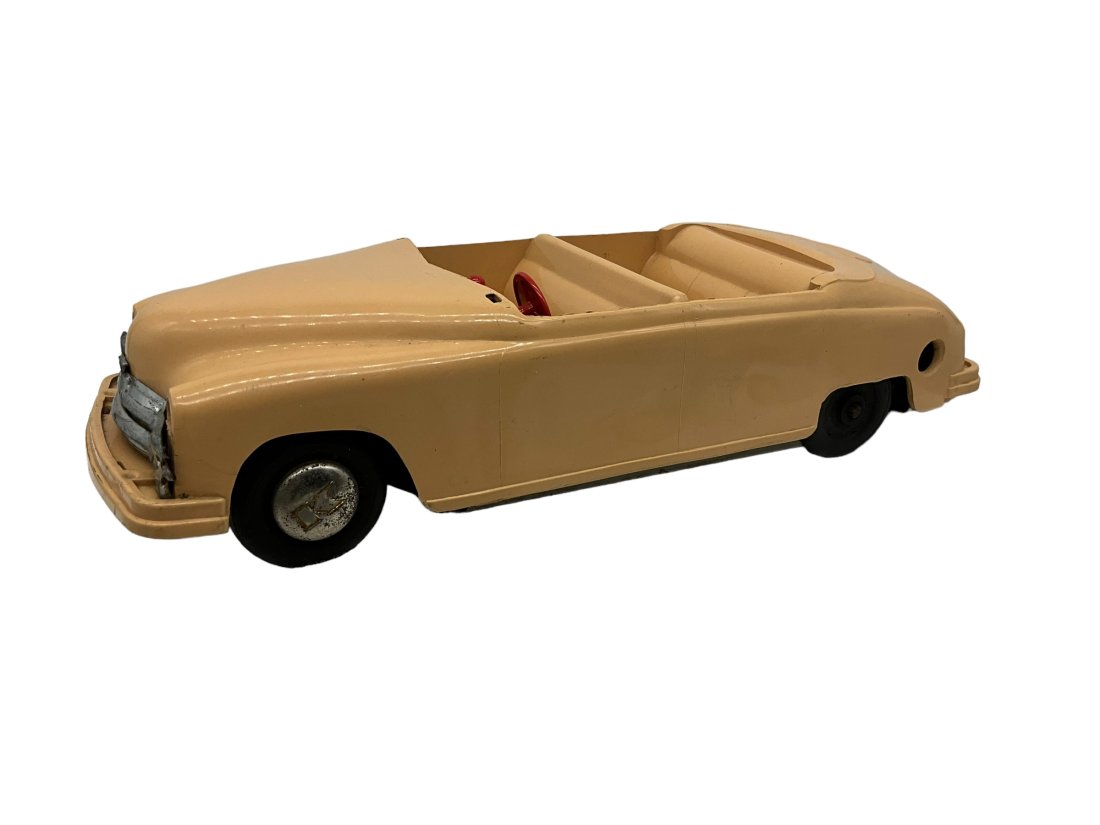 Toy Founders Detroit Wind Up Toy Kaiser Convertible: Used condition. Untested with no key. Selling as is