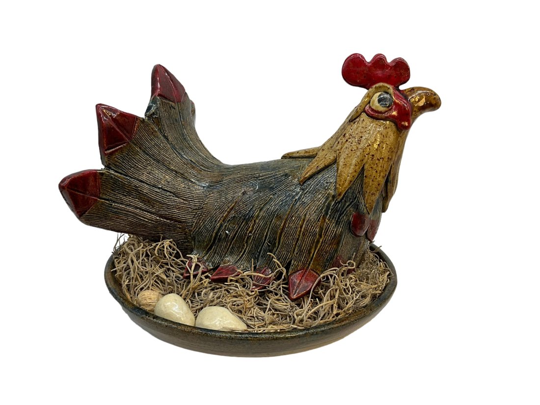 Steve Turpin Hen Laying Eggs On Platter 2014: Mint condition. Awesome detail. 4 pottery eggs included. Sitting on 9 inch plate. 7.5 inches tall. Hen is made and attached to the plate. Dated and signed on bottom.