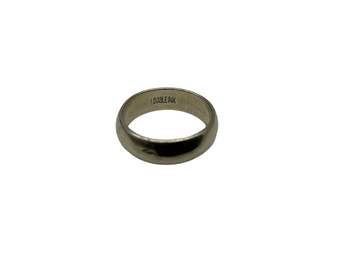 Lovable 14K White Gold Ring 4 Grams Gold (1 of 4)