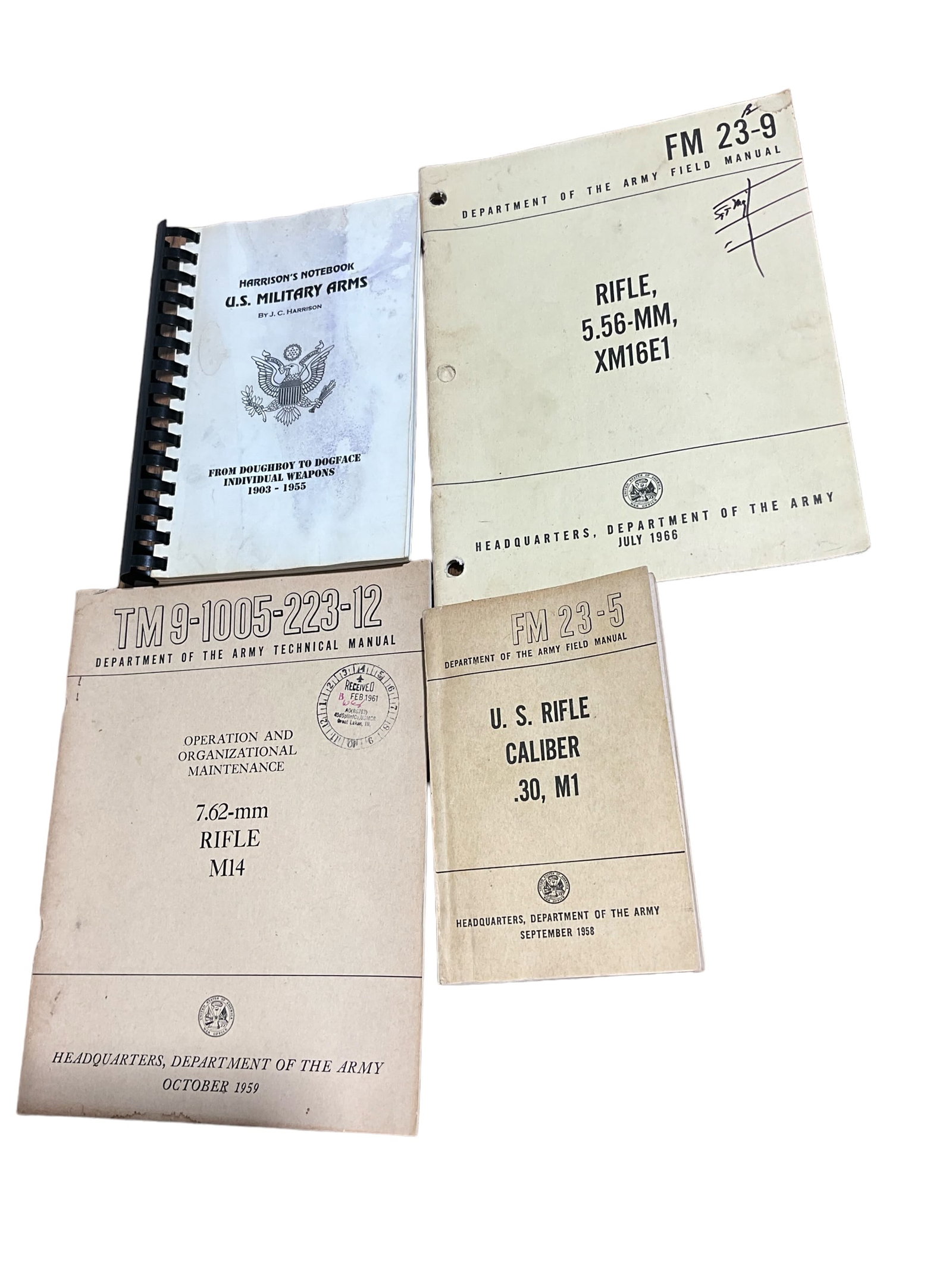 Vintage Military Gun Field Manuals & More: Four books / manuals on guns, mainly rifles, from the United States Army. 1950's and 1960's. Please use photos as an exentsion of this description.