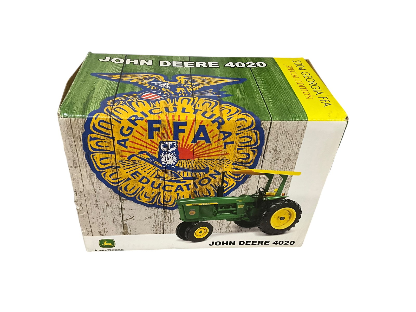 RC2 John Deere 1/16 scale Model 4020 2004 Georgia FFA Special Edition (1 of 2)