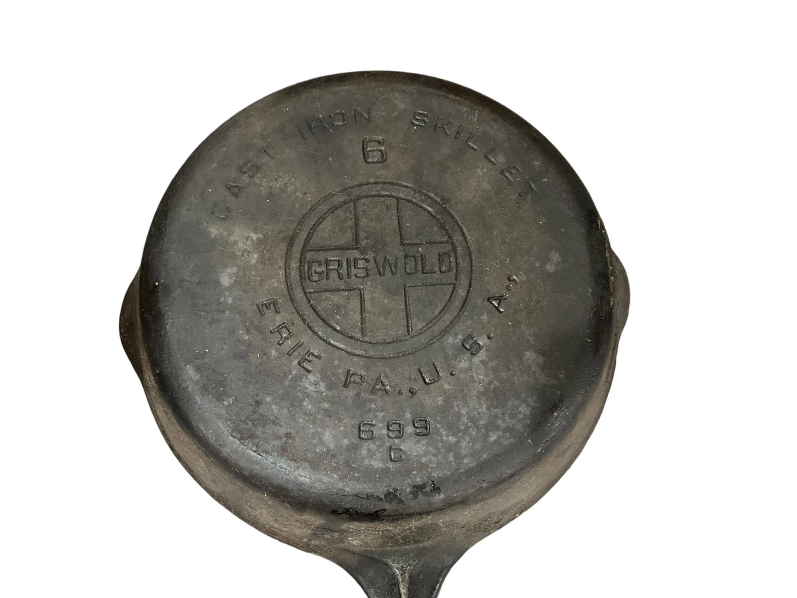 Griswold No.6 Cast Iron Skillet 9 Inch Skillet 699C (1 of 3)